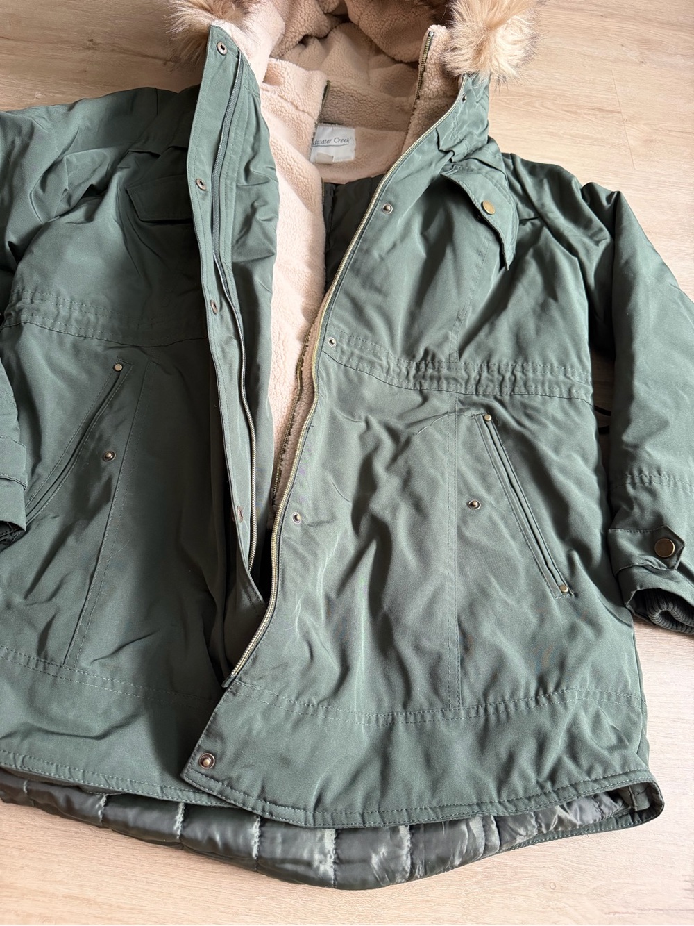 Coldwater creek Olive Green Coat Size L Parka Fur Trim NWOT - Picture 2 of 11